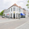 Zoet Caf� Breda | Kleurrijke lunchroom met terras + een productiekeuken