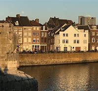 Ter overname op toplocatie in Maastricht zeer goedlopend restaurant/bar met groot terras.