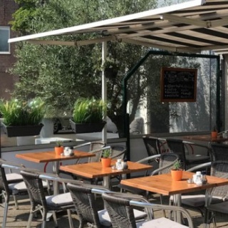 Restaurant met bovenwoning ter overname Haarlem Noord