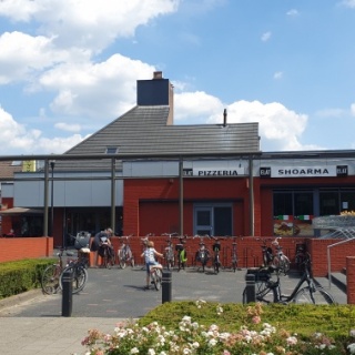 VERKOCHT - TOP-Locatie Winkelcentrum Hasselo Hengelo (O)