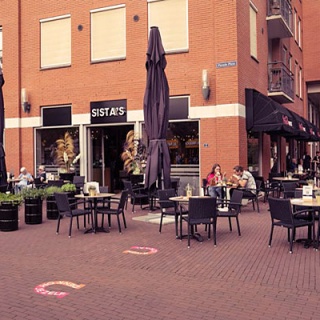 Lunchroom 60x + terras, winkelcentrum Nootdorp