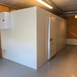 Koelcel 543 x 243 x 242 cm stekker klaar