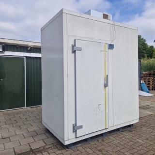 Koelcel 226 x 136 x 256 cm stekker klaar