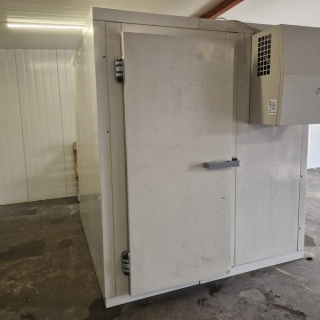 Koelcel 191 x 191 x 211 cm stekker klaar