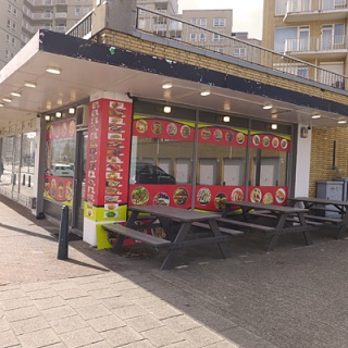 Restaurant + terras, drukke locatie Scheveningen