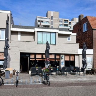 Horecaobject inclusief woning te koop in Breskens.