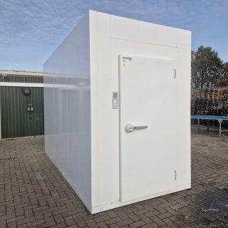 Koelcel / Vriescel combinatie 180 x 390 x 270 cm