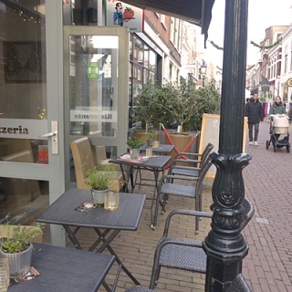 Restaurant, 160 m2, Herenstraat 135 te Voorburg