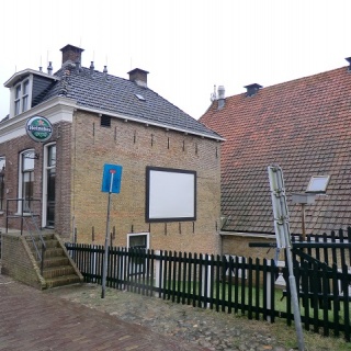 Hindeloopen gemeenschapscentrum aan de elfstedentocht route VERHUURD