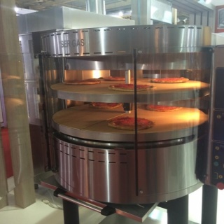 Van safecold Gas pizza oven met draaiende dek en base RP1